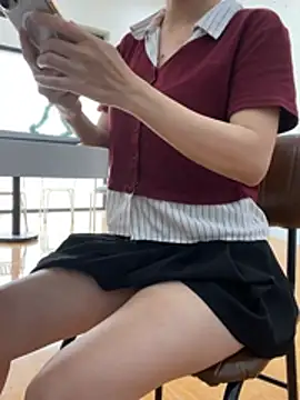 Aiko-Office online show from 04.22.26