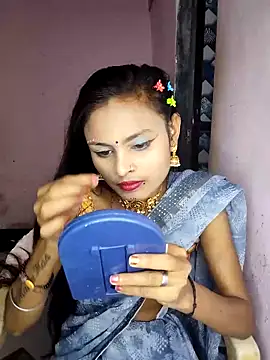 Snapshot of Khatta_Meeth chatting on 12.16.25 Khatta Meeth online show from 12.16.25