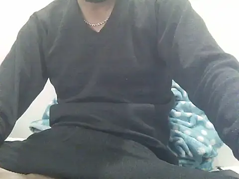 Snapshot of kalalund-up chatting on 12.02.25 kalalund-up online show from 12.02.25