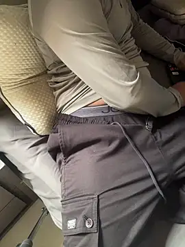 BlahNextDoor online show from 12.21.25