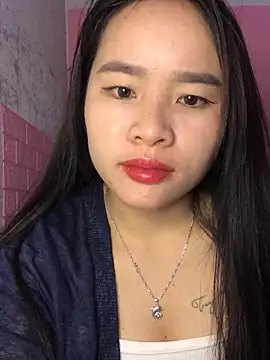 Snapshot of -Lisa-03 chatting on 12.01.25 -Lisa-03 online show from 12.01.25