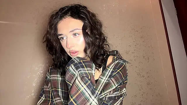 Snapshot of ParsedFix chatting on 12.15.25 ParsedFix online show from 12.15.25