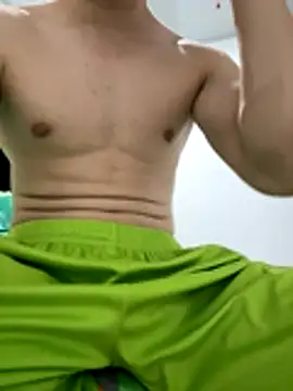 Snapshot of bebecito__ chatting on 12.03.25 bebecito online show from 12.03.25