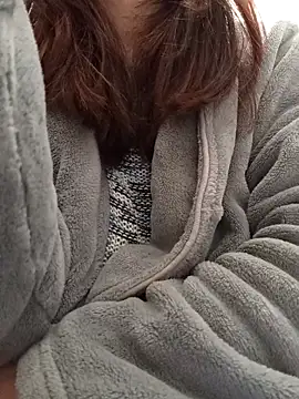 gatitachula93 online show from 04.14.26