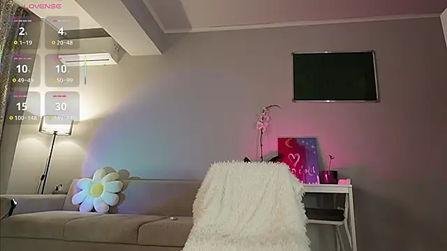 yoursecretloveee online show from 03.03.26