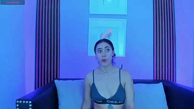Ariana collinss online show from 06.05.26