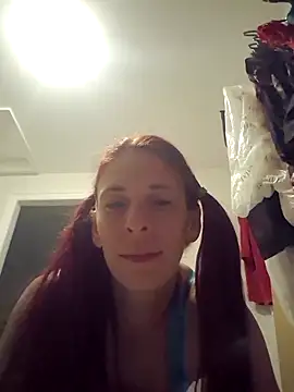 Snapshot of poleslut69 chatting on 12.15.25 poleslut69 online show from 12.15.25