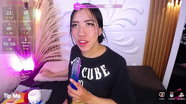 Snapshot of Taylor_Bms chatting on 12.16.25 Taylor Bms online show from 12.16.25