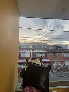 Snapshot of Engell_fire chatting on 12.04.25 Engell fire online show from 12.04.25