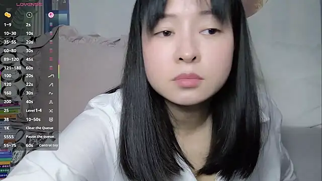 Snapshot of Cheri99 chatting on 12.14.25 Cheri99 online show from 12.14.25