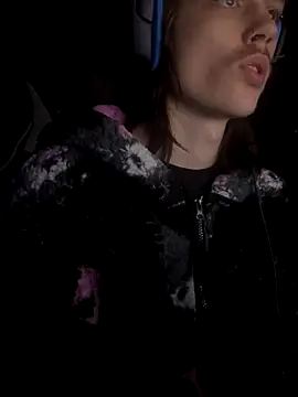 DkAuxier1 online show from 12.15.25