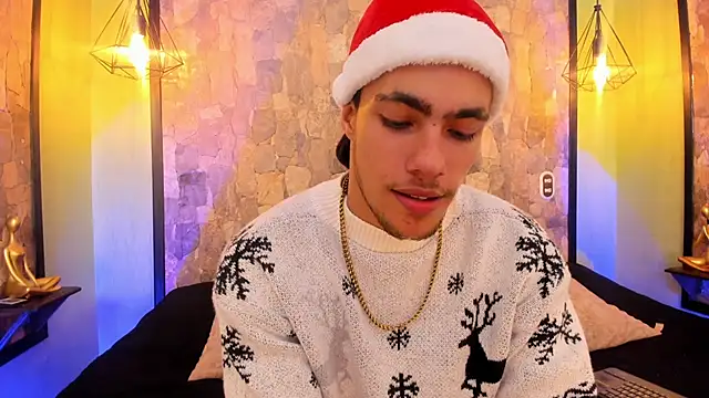 Snapshot of PatrickS25 chatting on 12.02.25 PatrickS25 online show from 12.02.25