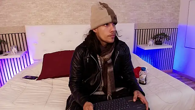 Snapshot of PatrickS25 chatting on 12.15.25 PatrickS25 online show from 12.15.25