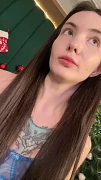 Snapshot of KaylaGraceful chatting on 12.18.25 KaylaGraceful online show from 12.18.25