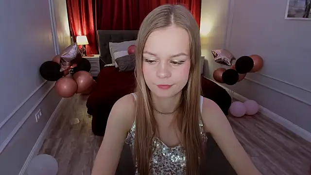 MidnighteAura online show from 03.24.26