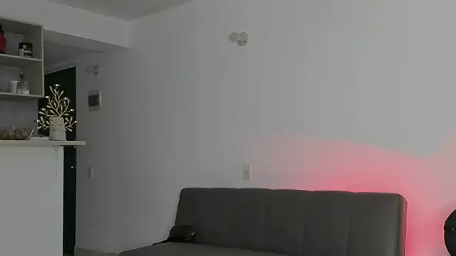 Snapshot of IrisFit chatting on 02.01.26 IrisFit online show from 02.01.26