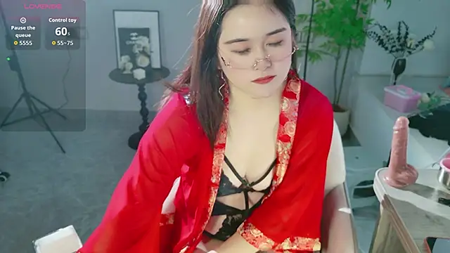 Snapshot of mengjing77 chatting on 12.14.25 mengjing77 online show from 12.14.25