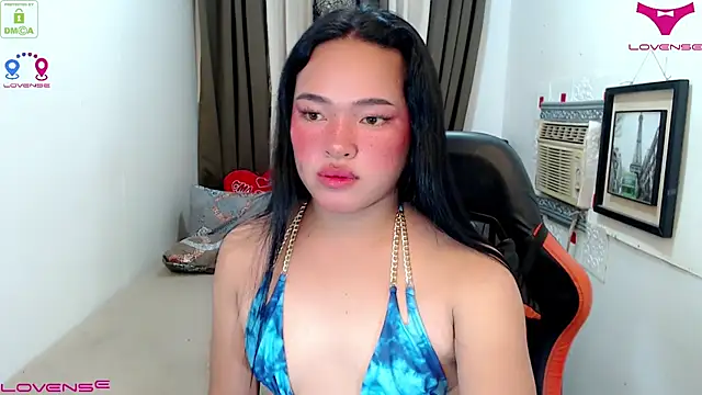 Snapshot of Fantacyloverr chatting on 12.04.25 Fantacyloverr online show from 12.04.25