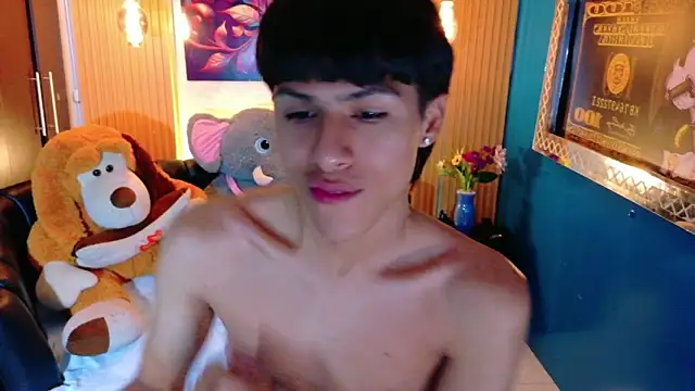 StormLuxX online show from 04.08.26