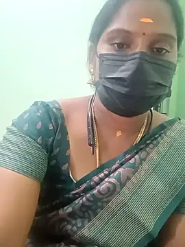 Snapshot of Tamil_Pallavi chatting on 01.05.26 Tamil Pallavi online show from 01.05.26