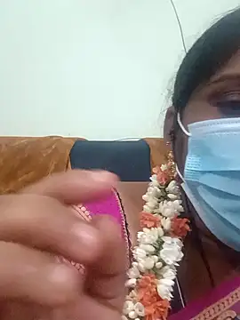 Snapshot of Tamil_Pallavi chatting on 02.15.26 Tamil Pallavi online show from 02.15.26