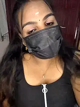 Snapshot of Tamil_Shara chatting on 04.20.26 Tamil Shara online show from 04.20.26