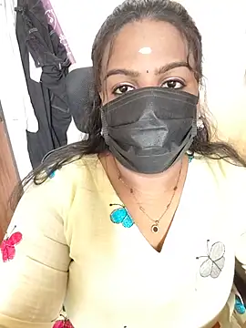 Snapshot of Tamil_Shara chatting on 07.08.26 Tamil Shara online show from 07.08.26
