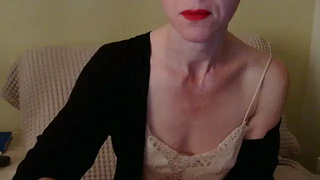 Snapshot of AuroraAG chatting on 05.29.26 AuroraAG online show from 05.29.26