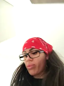 SiennaLuxexx online show from 03.24.26