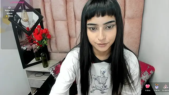 CLEO ROSS online show from 12.13.25