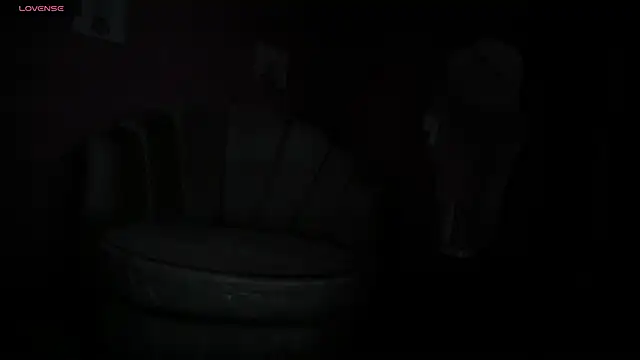 Snapshot of Jailinashley chatting on 12.16.25 Jailinashley online show from 12.16.25