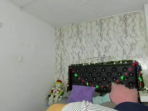 Snapshot of BlakeNoir_ chatting on 12.13.25 BlakeNoir online show from 12.13.25