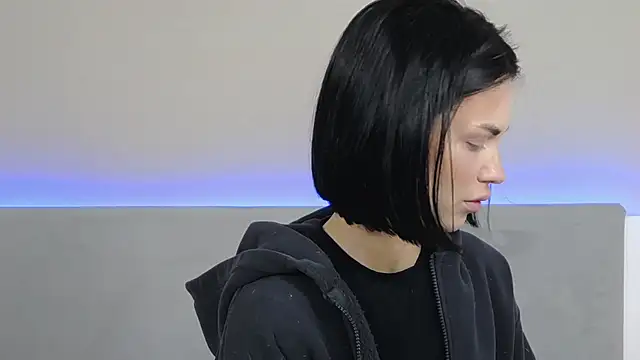 RachaelMils online show from 04.29.26