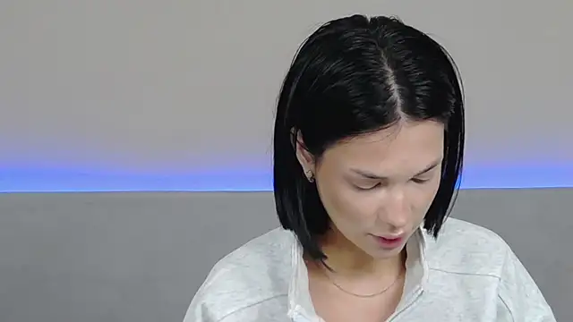 RachaelMils online show from 04.30.26