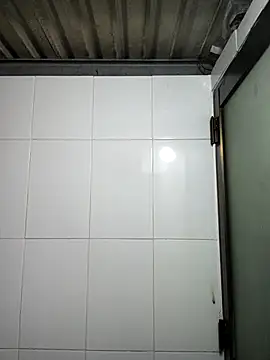 felicity chloe online show from 04.18.26