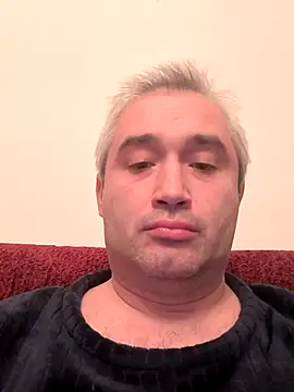 Snapshot of Olomoucak1982 chatting on 12.02.25 Olomoucak1982 online show from 12.02.25