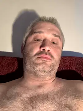 Olomoucak1982 online show from 04.22.26