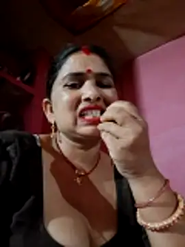 Snapshot of Your-shreya143 chatting on 05.20.26 Your-shreya143 online show from 05.20.26