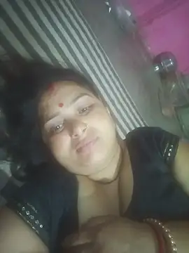 Snapshot of Your-shreya143 chatting on 07.02.26 Your-shreya143 online show from 07.02.26