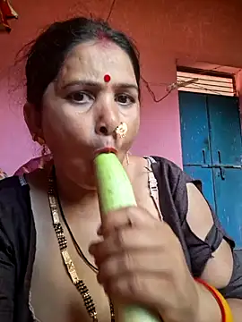 Snapshot of Your-shreya143 chatting on 07.24.26 Your-shreya143 online show from 07.24.26