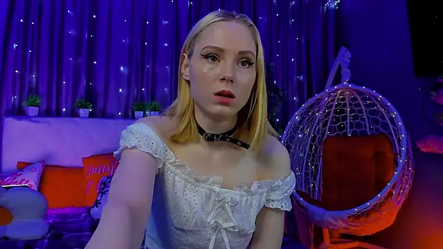 Gina Gina love online show from 02.15.26