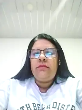 Snapshot of Carameloswing1 chatting on 12.16.25 Carameloswing1 online show from 12.16.25