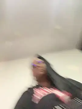 Carameloswing1 online show from 04.25.26