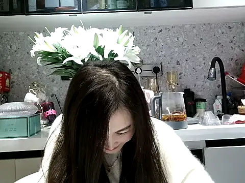 Monica8810 online show from 12.16.25