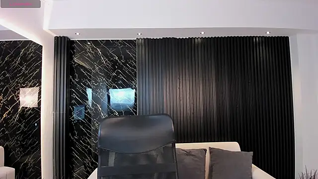 Snapshot of TiffanyHoustton chatting on 05.23.26 TiffanyHoustton online show from 05.23.26