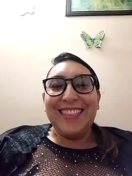 Snapshot of Valeria_montana_ chatting on 04.22.26 Valeria montana online show from 04.22.26
