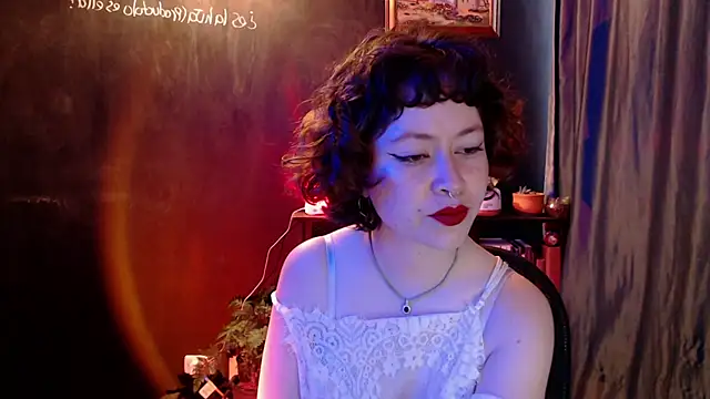 AmelieRimbaud online show from 01.10.26