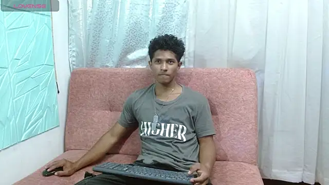 Snapshot of nasty_joel chatting on 12.17.25 nasty joel online show from 12.17.25