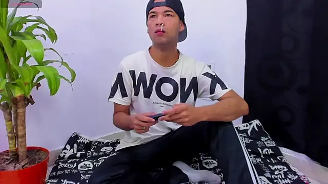 SweeXioji online show from 01.17.26