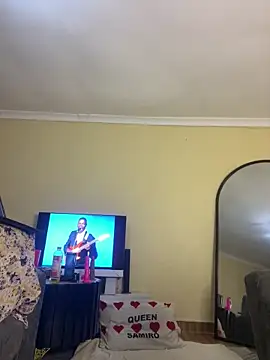 Privy001 online show from 12.14.25